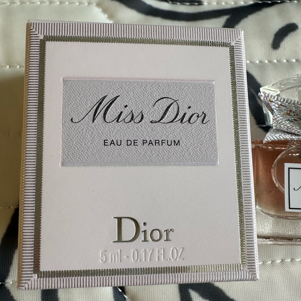 Dior Miss Dior Eau de Parfum with Silver Accents - Picture 2 of 3